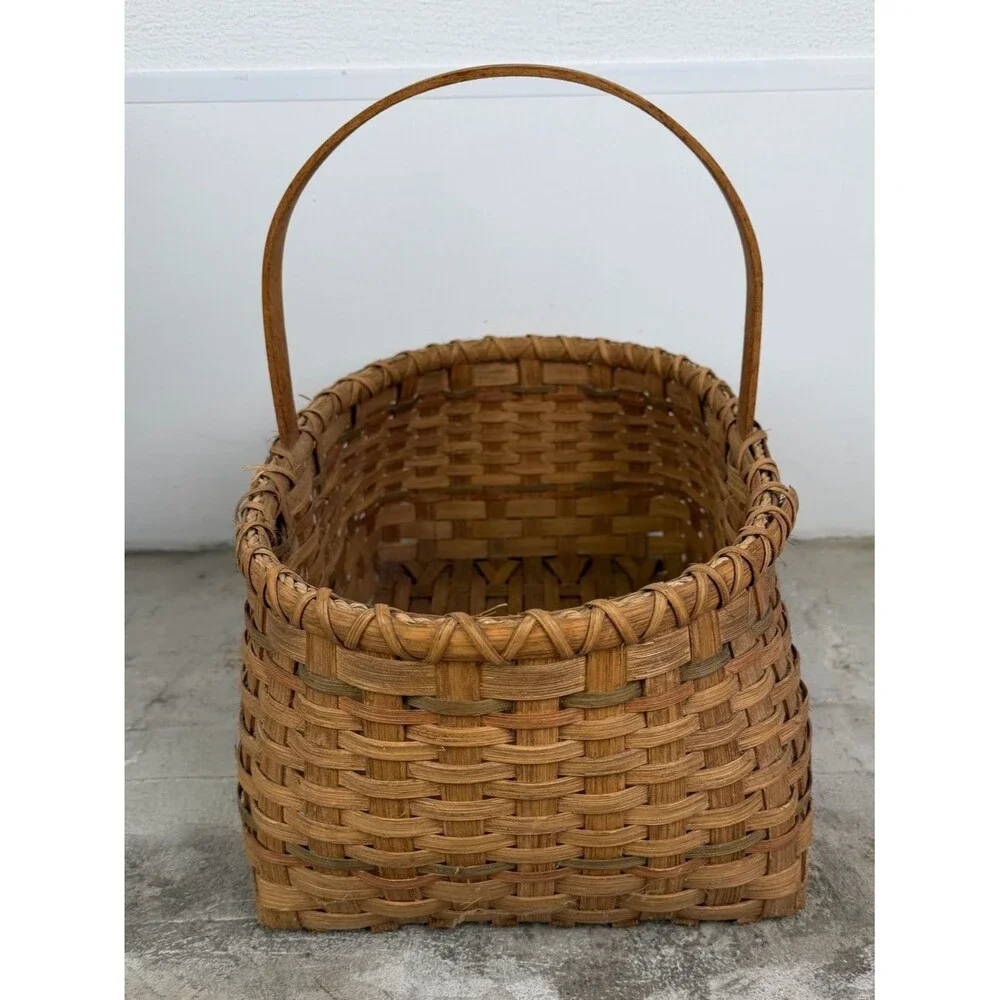 Vintage 1970-1980’s Woven Rustic Wicker Market Basket Large Oval Single Handle